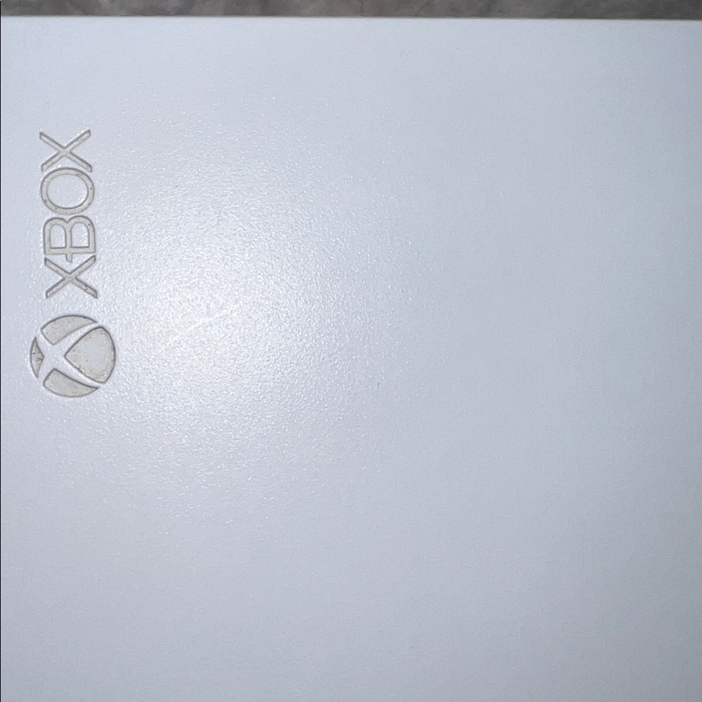 Xbox One S 500GB Console - Picture 3 of 7